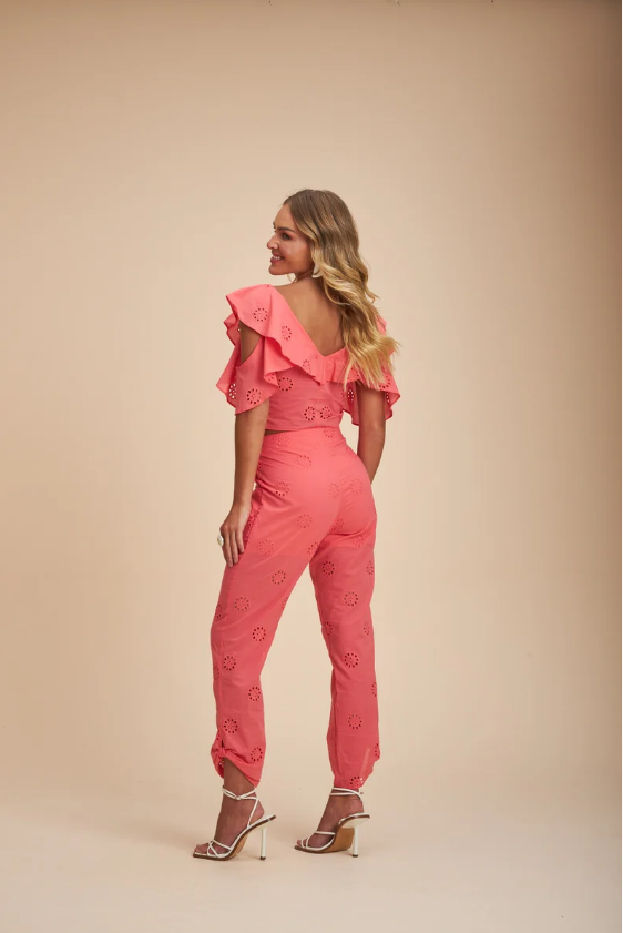 Blusa ombro a mostra em Laise